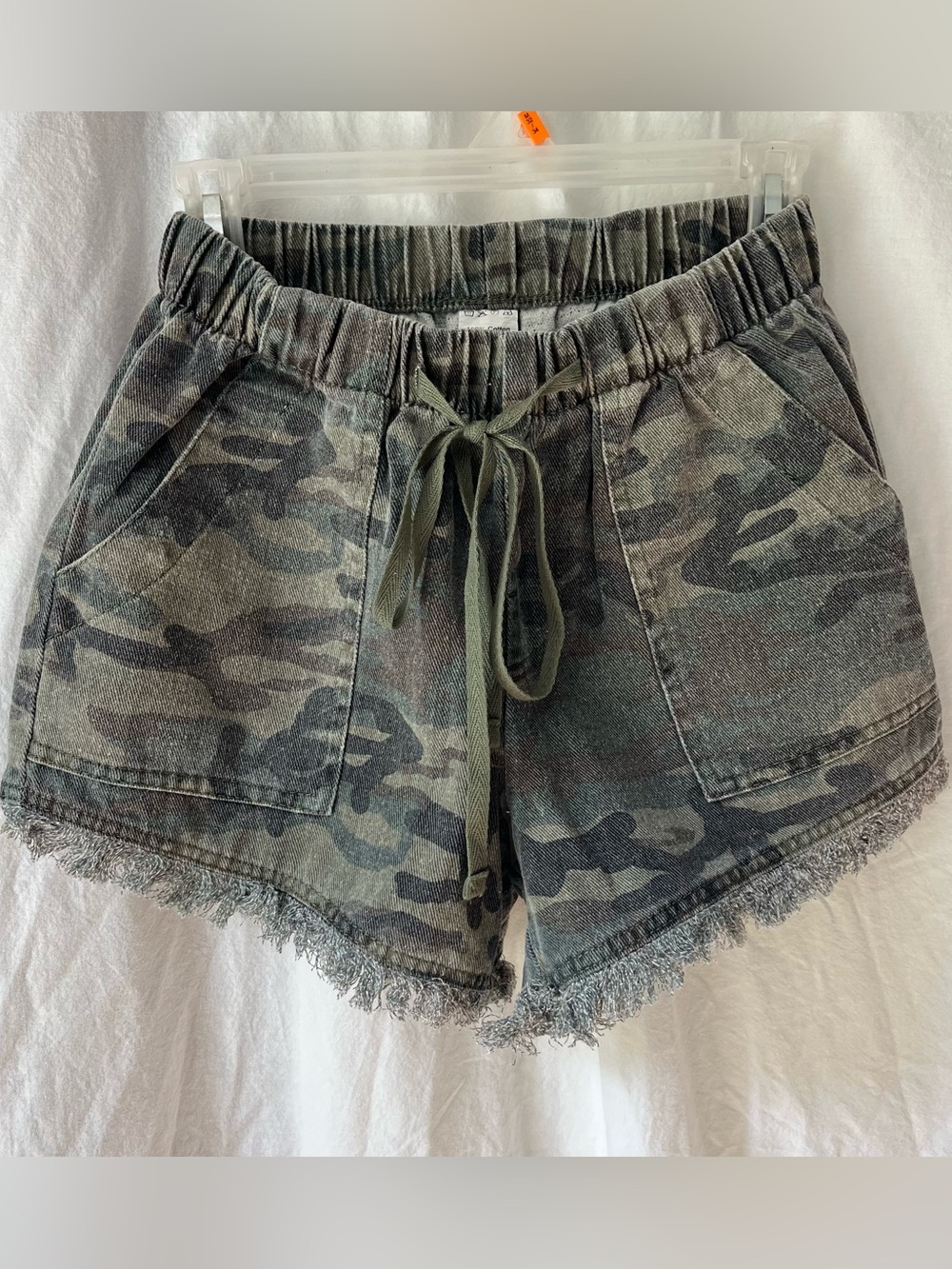 Camo Utility Shorts Green Camouflage Drawstring Frayed Hem Womens SMALL